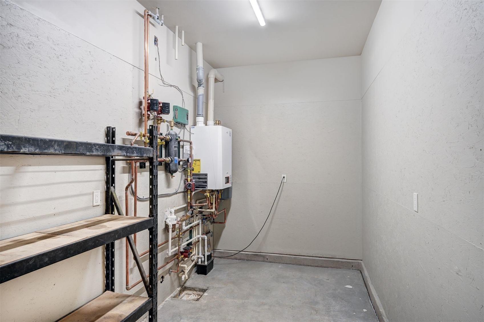 1328 Round Up Road Property Photo 38