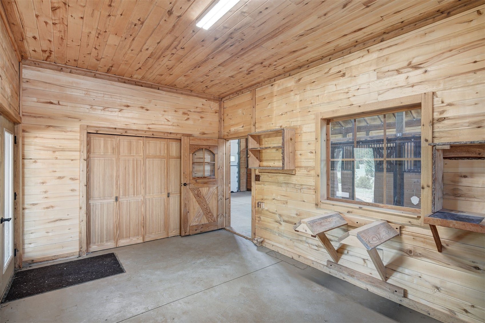 1328 Round Up Road Property Photo 47