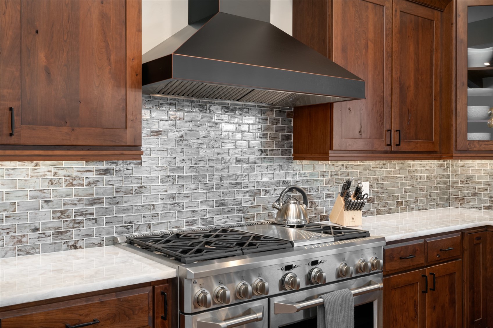 2637 Bronc Buster Loop - Property Photo 14