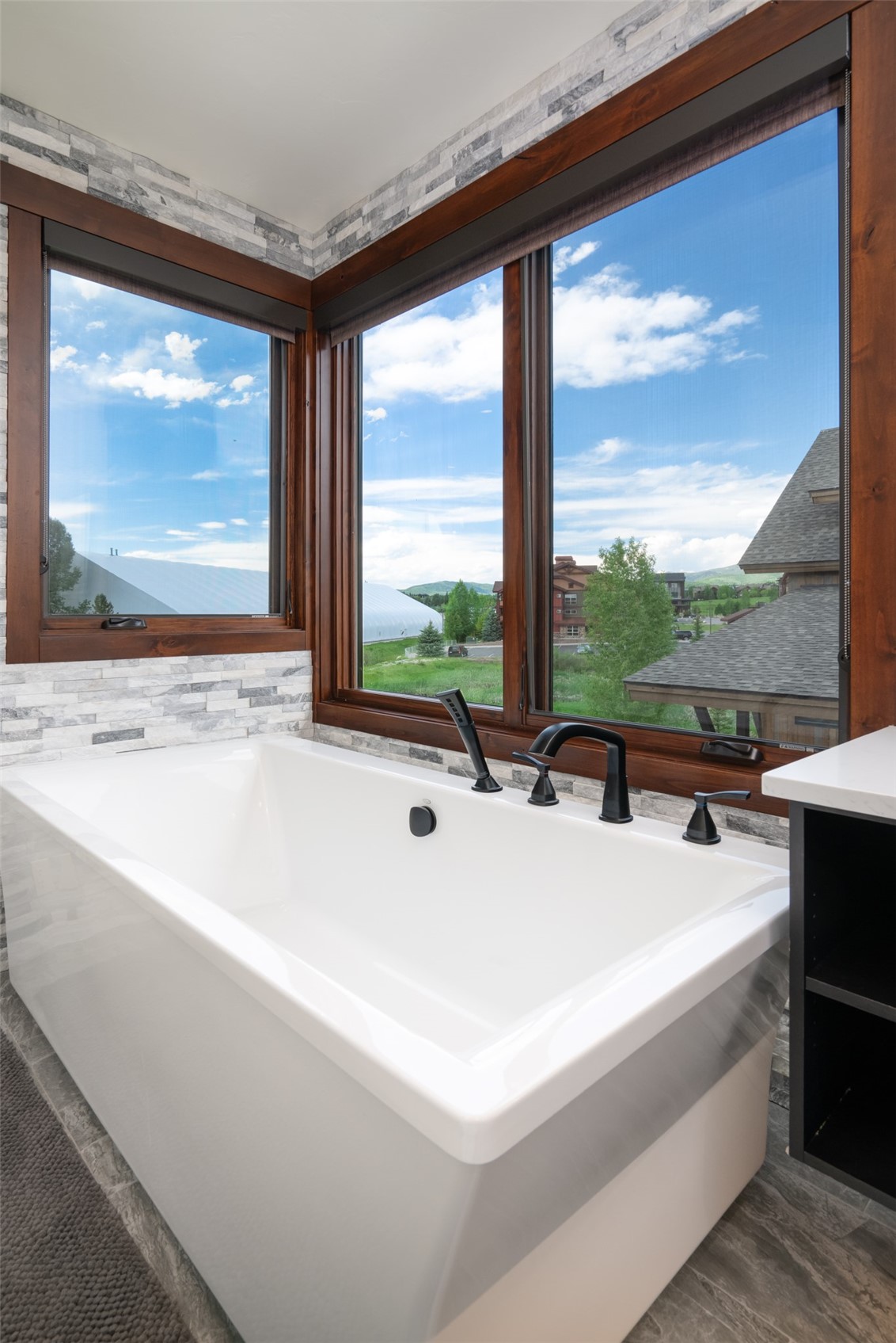 2637 Bronc Buster Loop - Property Photo 19