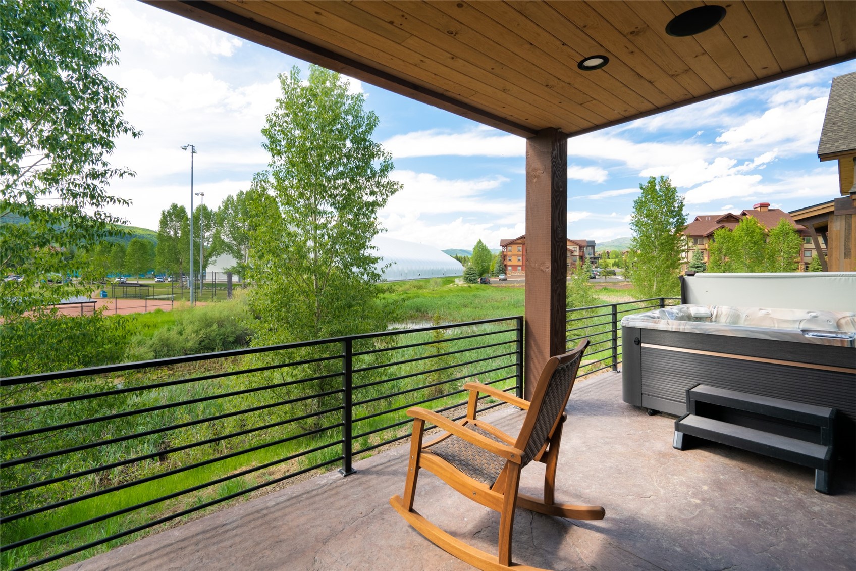 2637 Bronc Buster Loop - Property Photo 23
