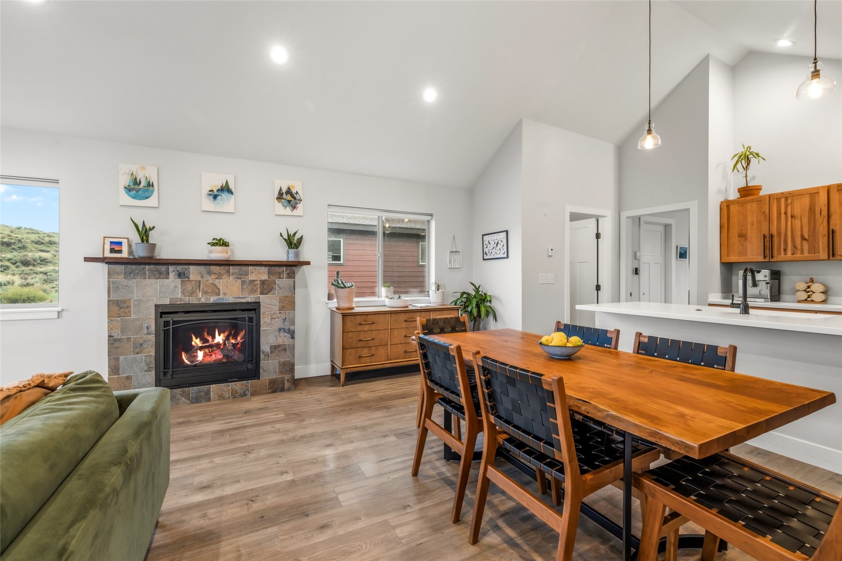 23680 Sagebrush Circle Property Photo 6