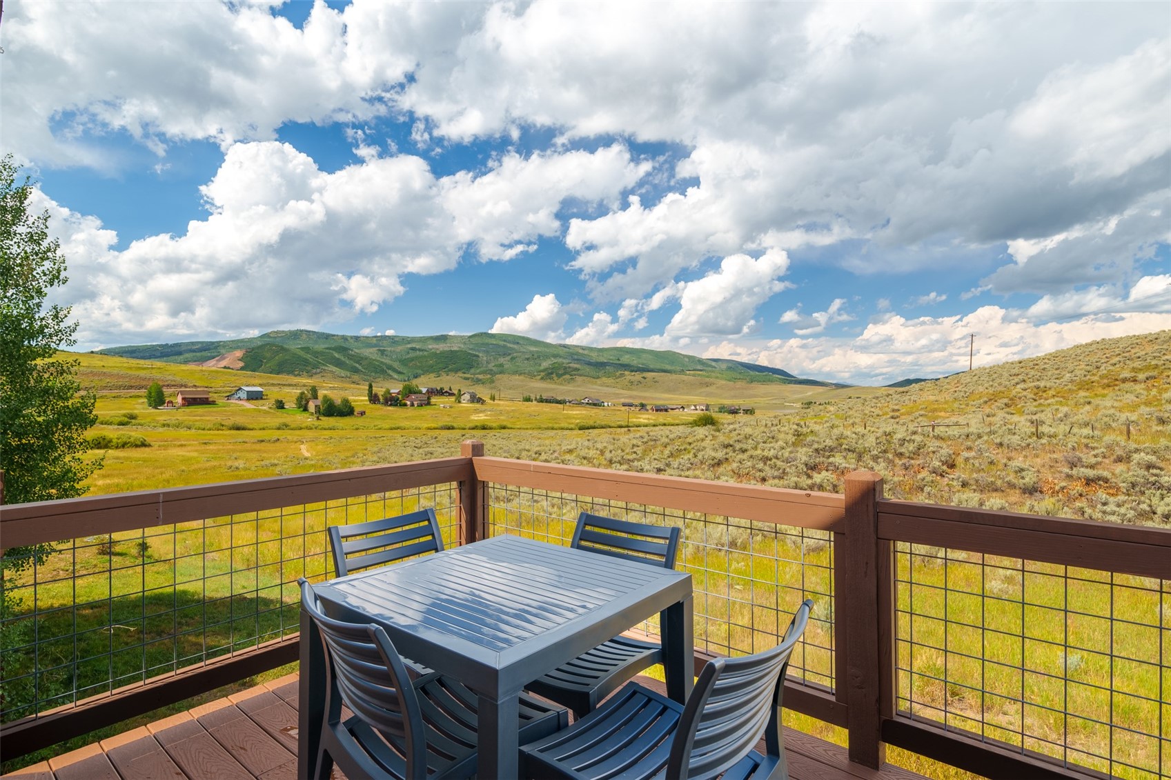 23680 Sagebrush Circle Property Photo 7