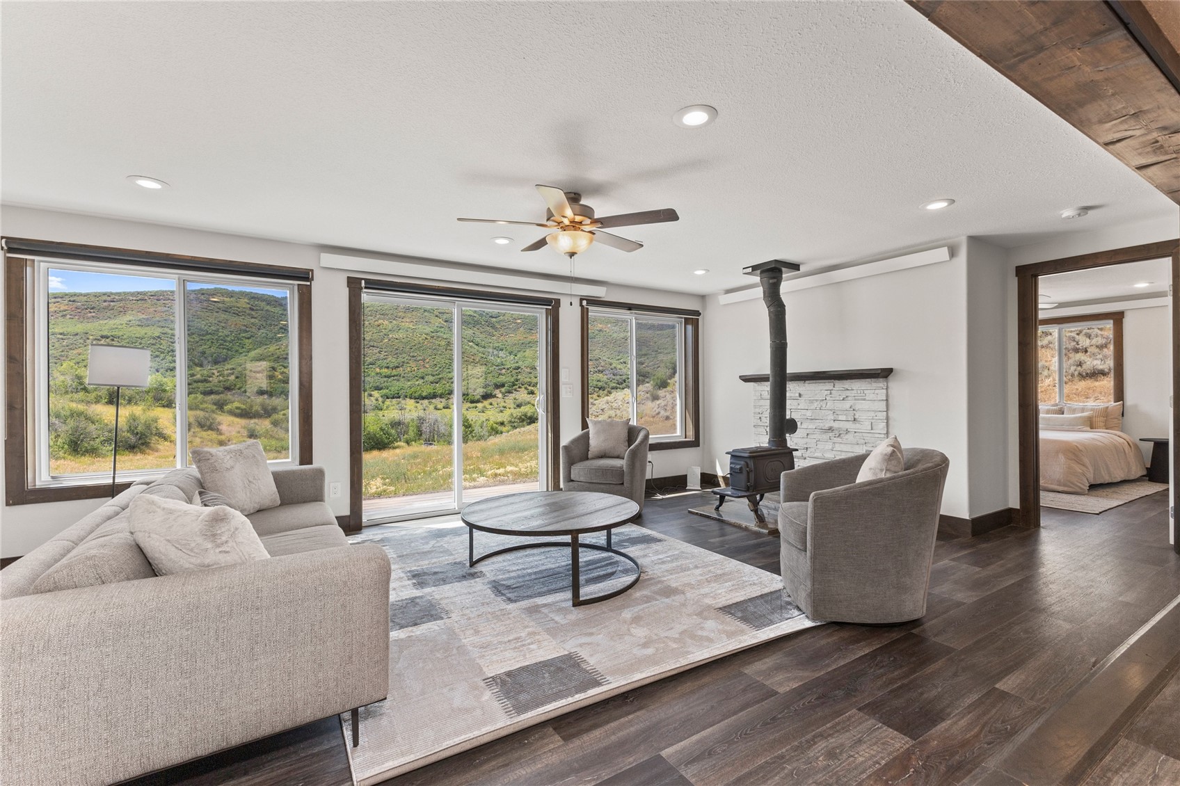 29390 Highway 131 Property Photo 5