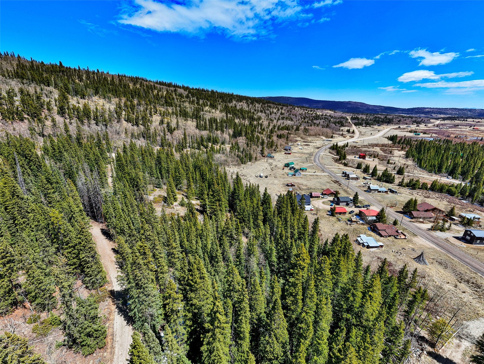 270 Co Rd 667 Property Photo 4