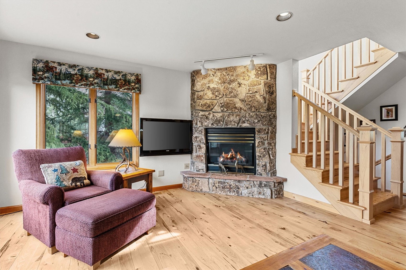 1848 Hunters Court Property Photo 11