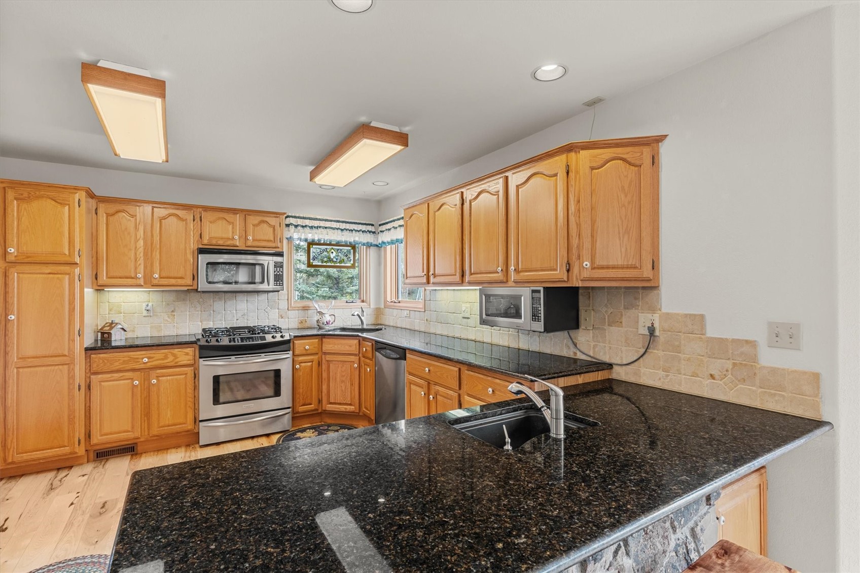 1848 Hunters Court Property Photo 13