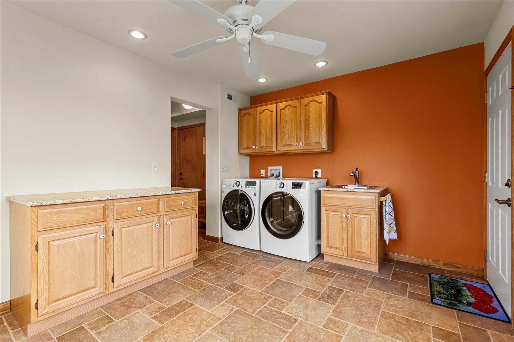 1848 Hunters Court Property Photo 18