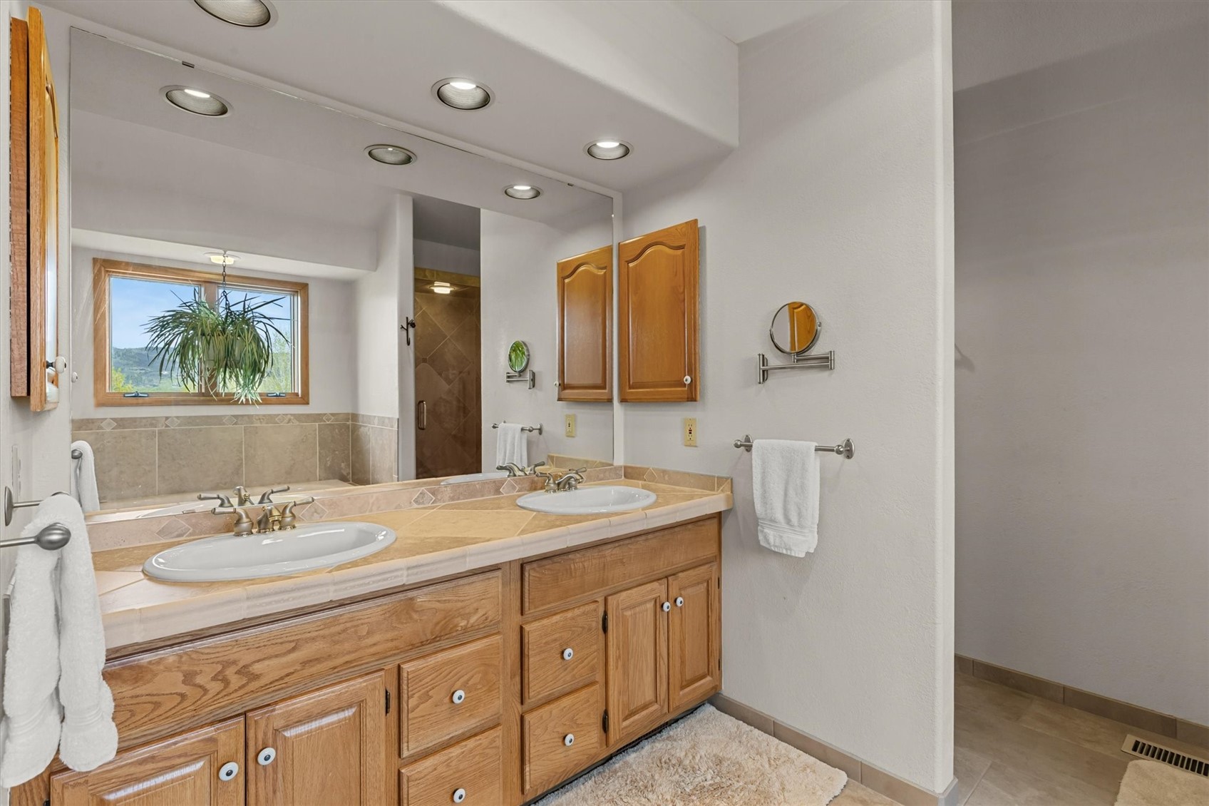 1848 Hunters Court Property Photo 23