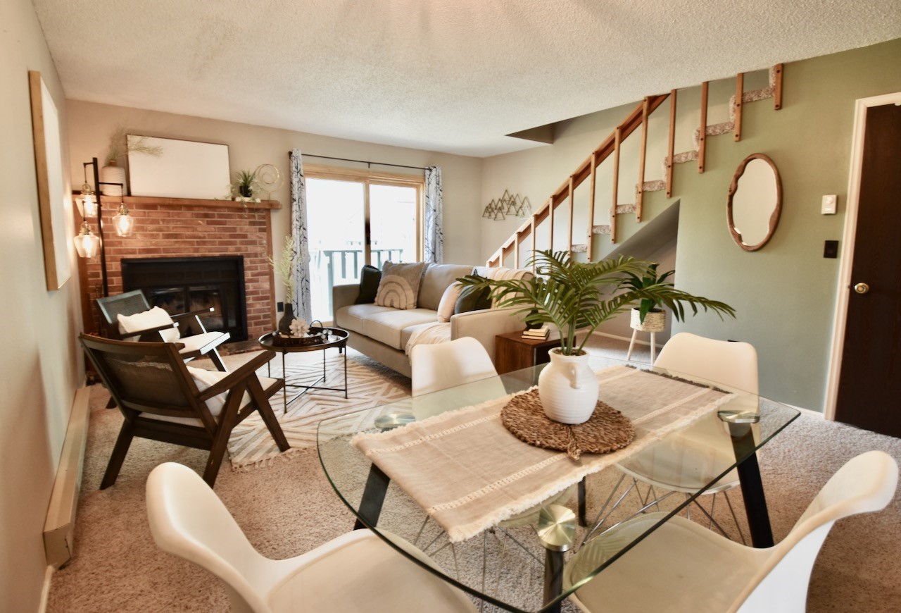 258 Cove Boulevard 9 Property Photo 1