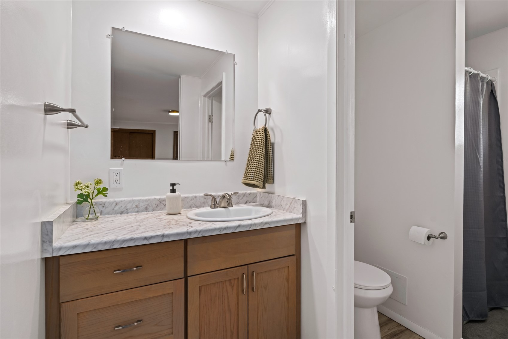 40570 Steamboat Drive Property Photo 11