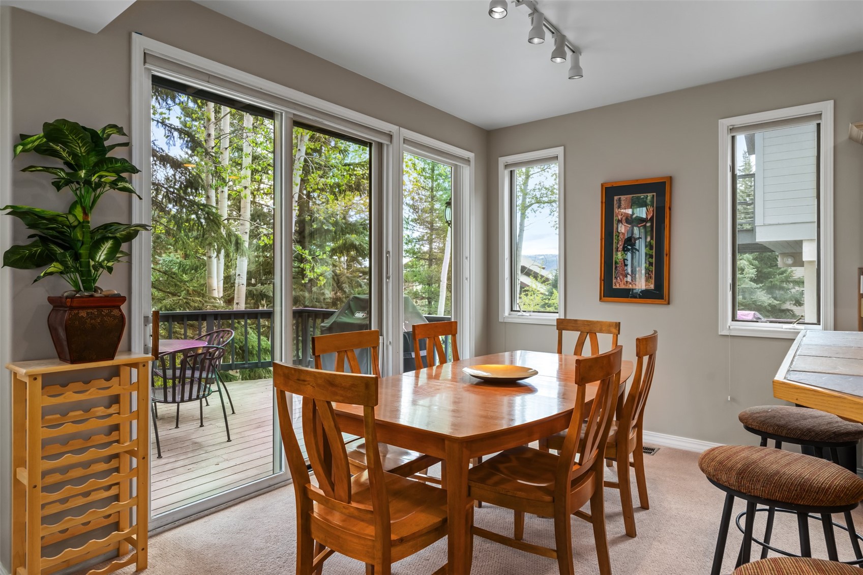 2665 Windward Way Property Photo 8