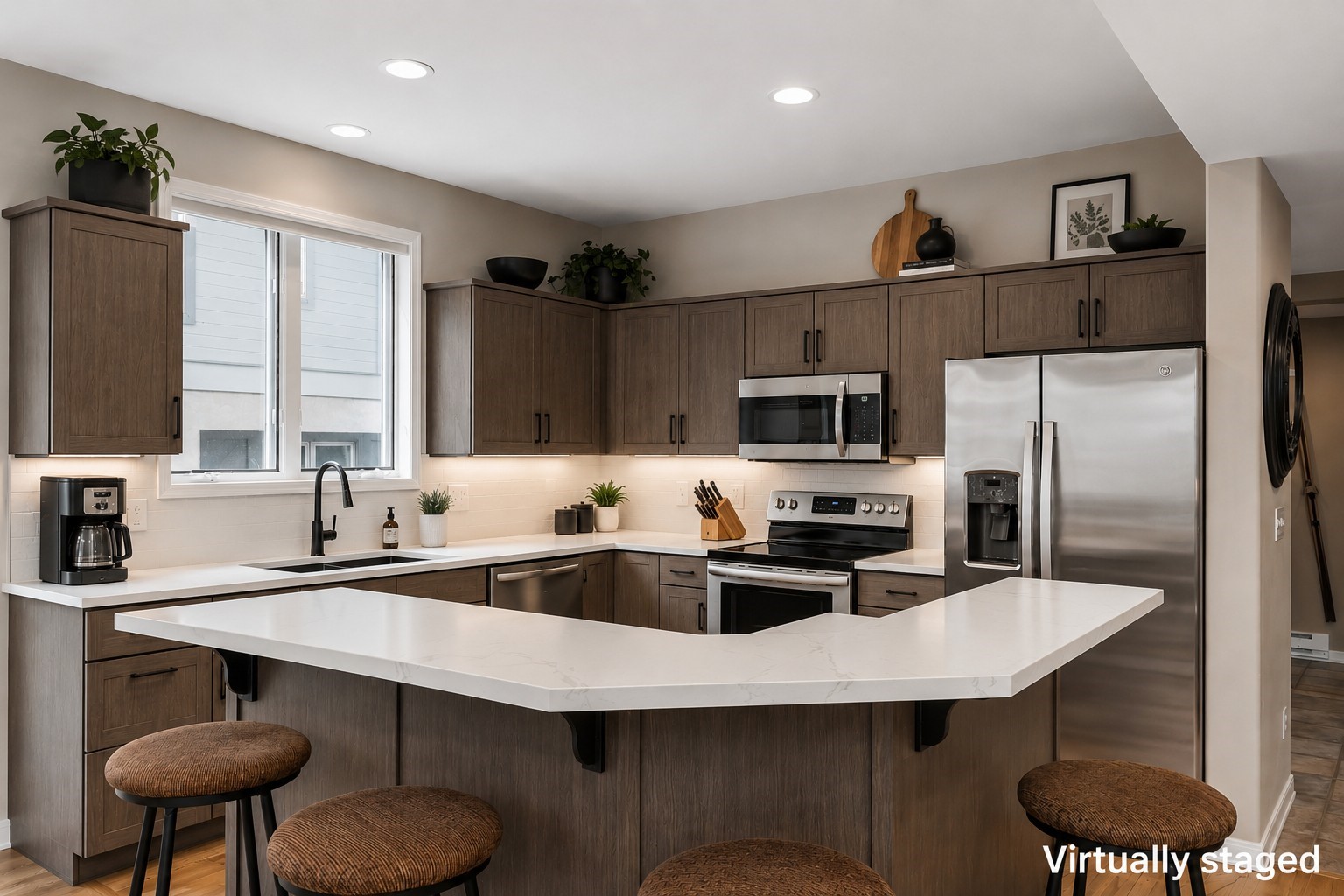 2665 Windward Way Property Photo 11