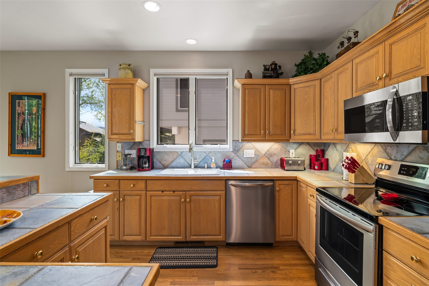 2665 Windward Way Property Photo 12