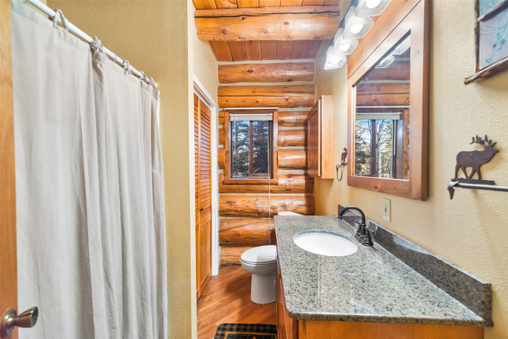 1106 Wampum Lane Property Photo 5