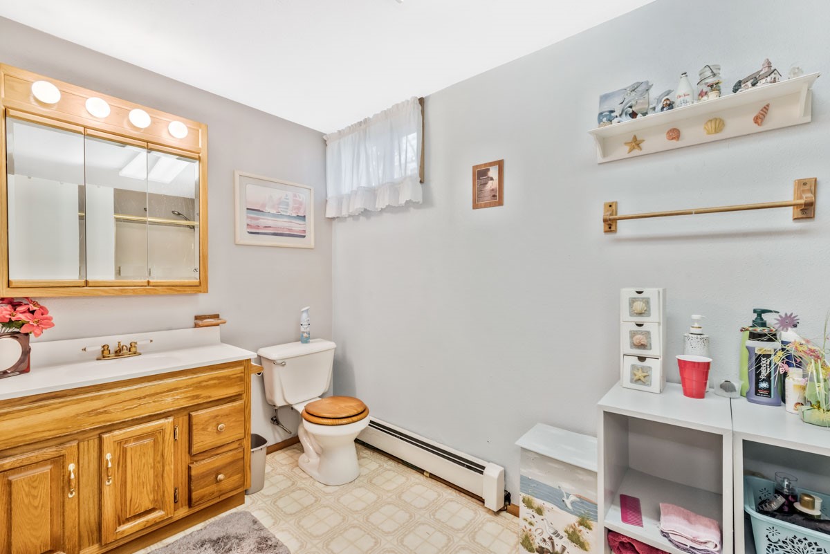 590 Steele Street Property Photo 36