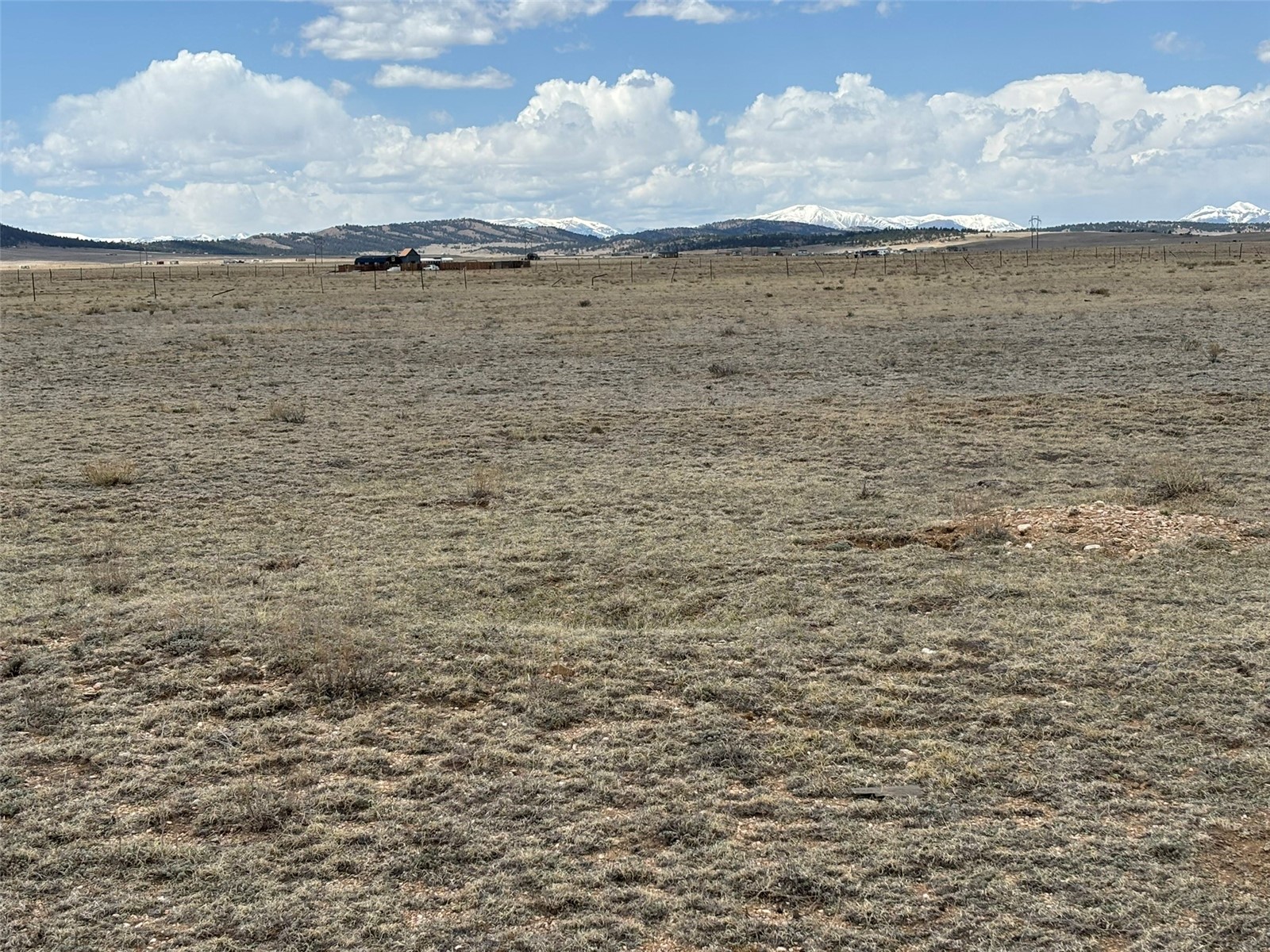 7125 Rio Blanco Road Property Photo 10