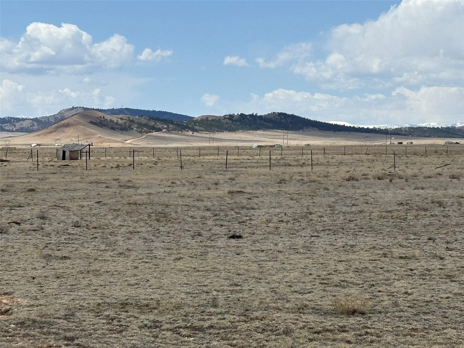 7125 Rio Blanco Road Property Photo 14