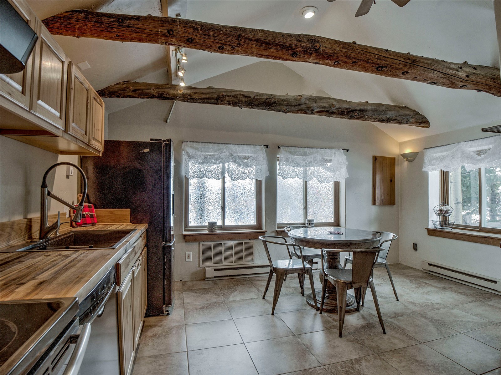 46 Singleton Road Property Photo 12