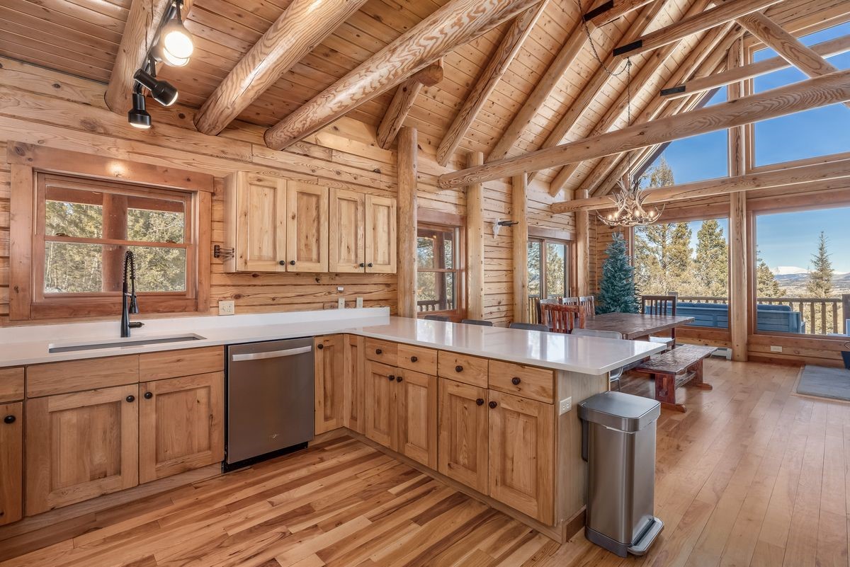 999 Bowstring Property Photo 11