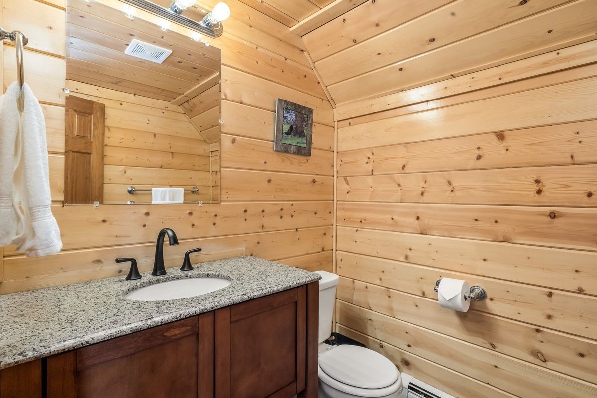 999 Bowstring Property Photo 22