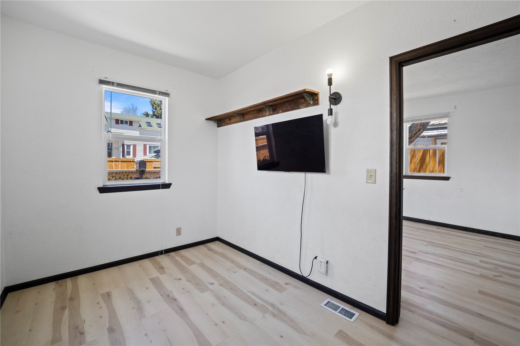 307 Elm Street Property Photo 6
