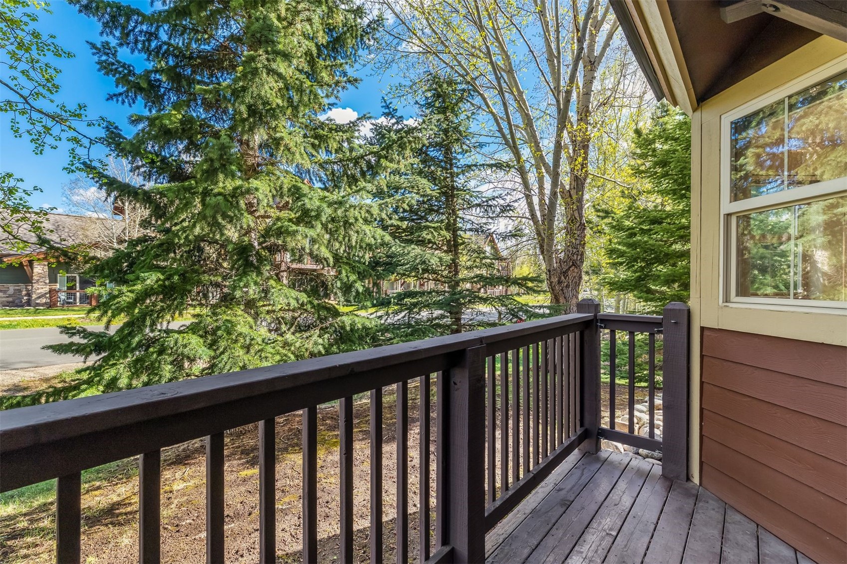 720 Lakepoint Drive B1 Property Photo 18