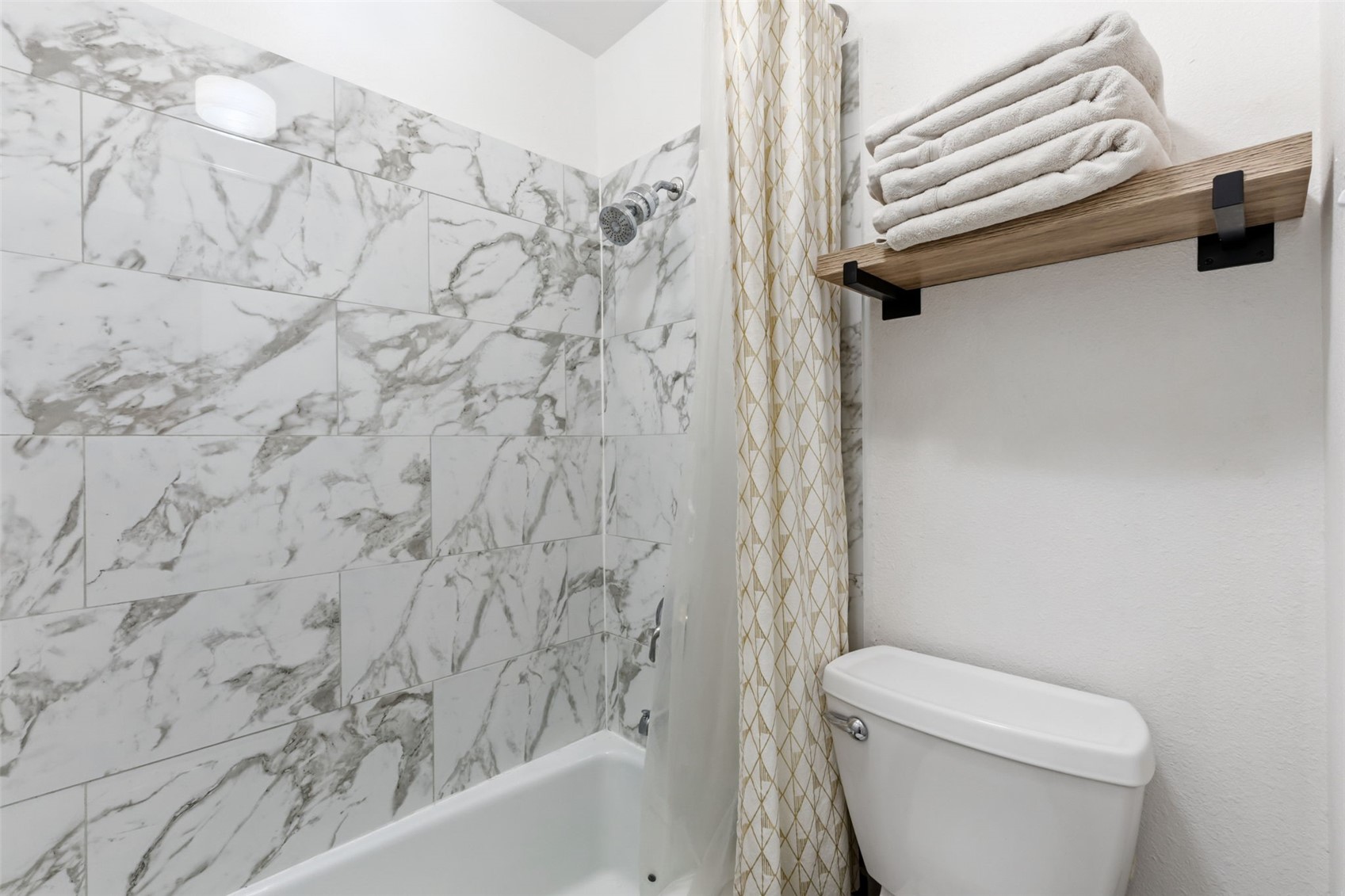 983 Straight Creek Drive 304 Property Photo 10
