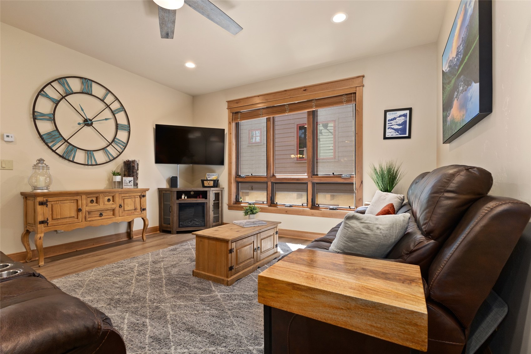 817 Majestic Circle Property Photo 11