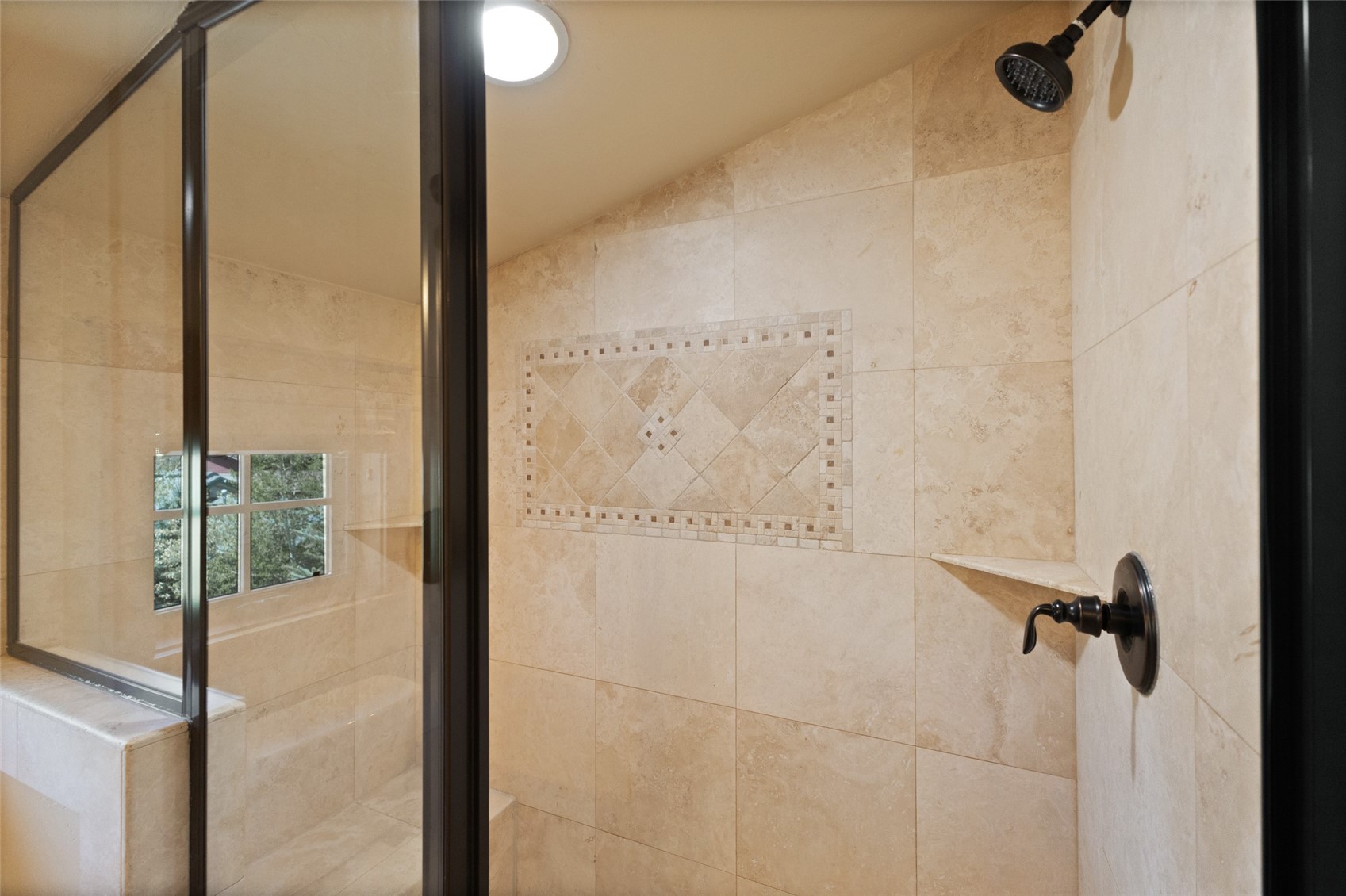 817 Majestic Circle Property Photo 16