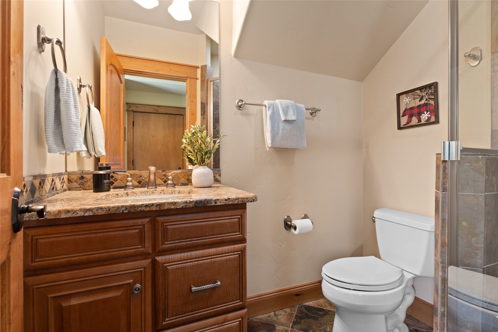 817 Majestic Circle Property Photo 26