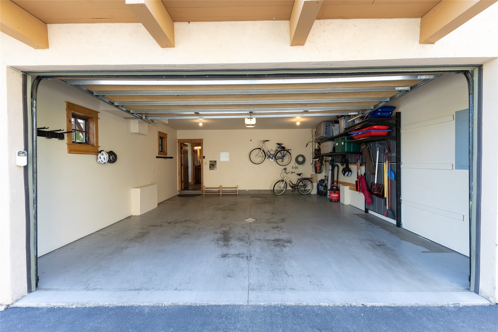 817 Majestic Circle Property Photo 35
