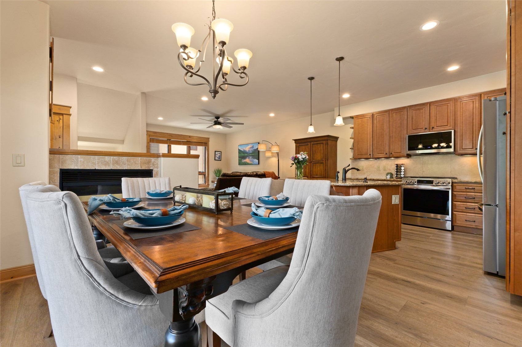 817 Majestic Circle Property Photo 37