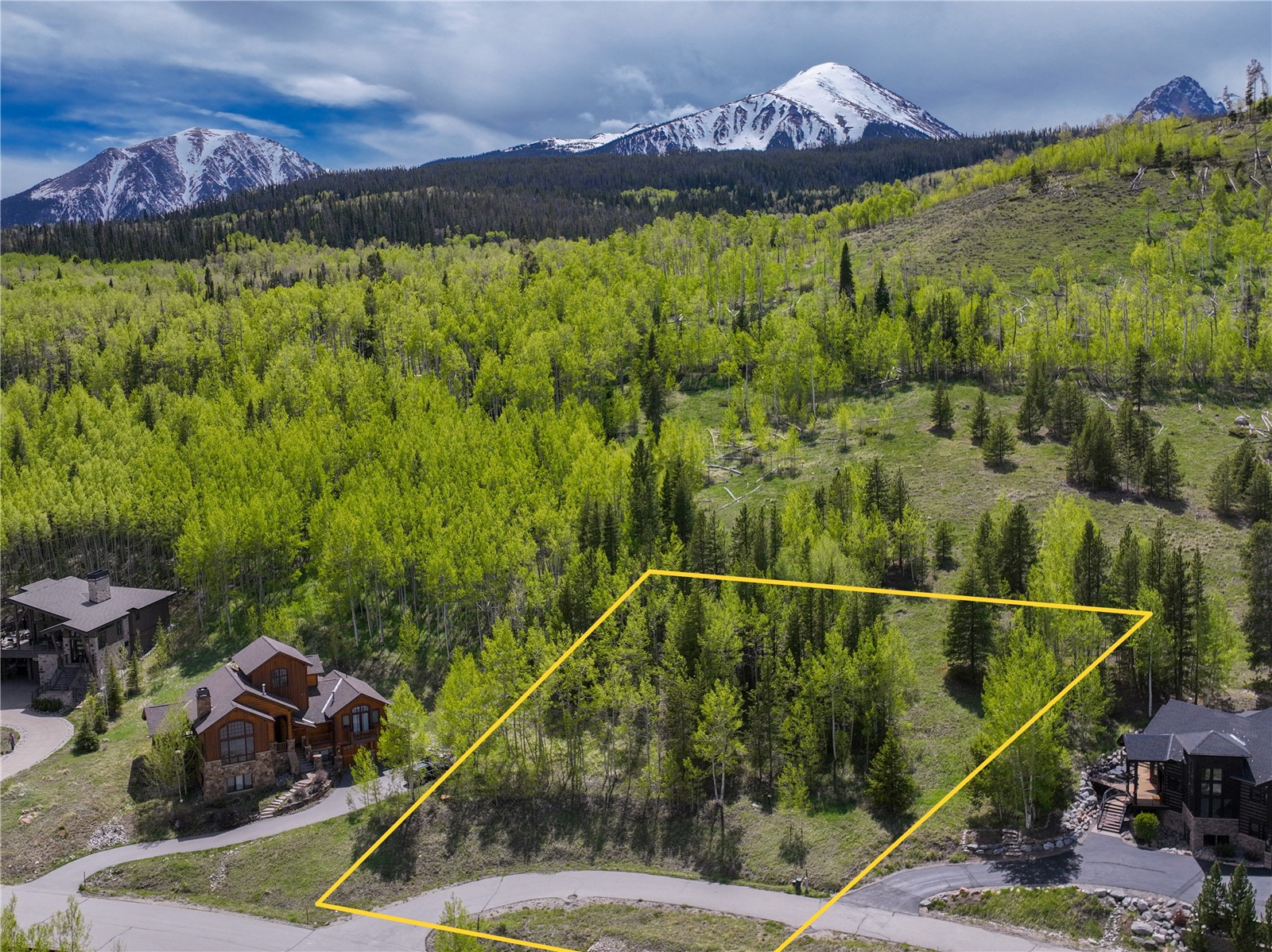 2635 Hunters Knob Road Property Photo