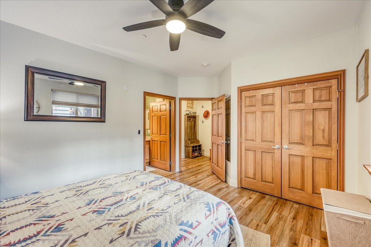 844 Blue River Parkway B3 Property Photo 18