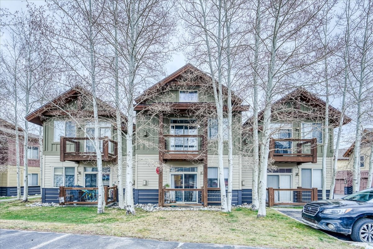 844 Blue River Parkway B3 Property Photo 23