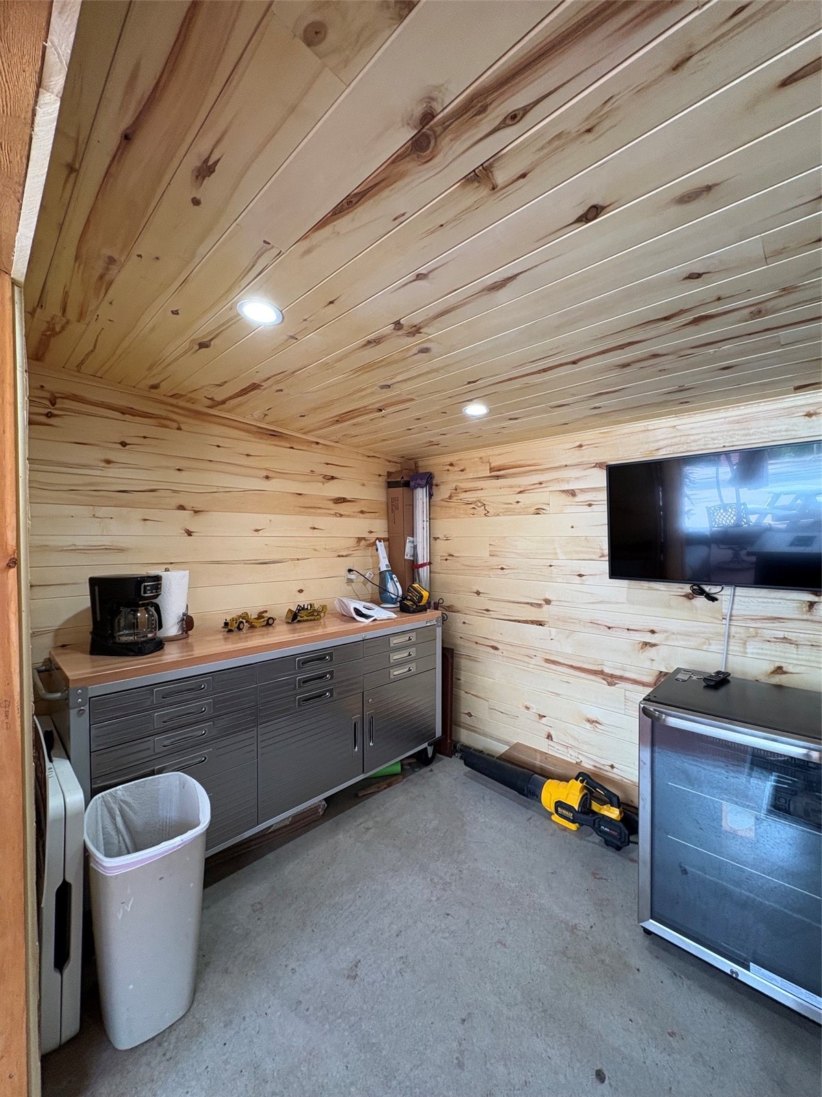 85 Revett Drive #363 Property Photo 13