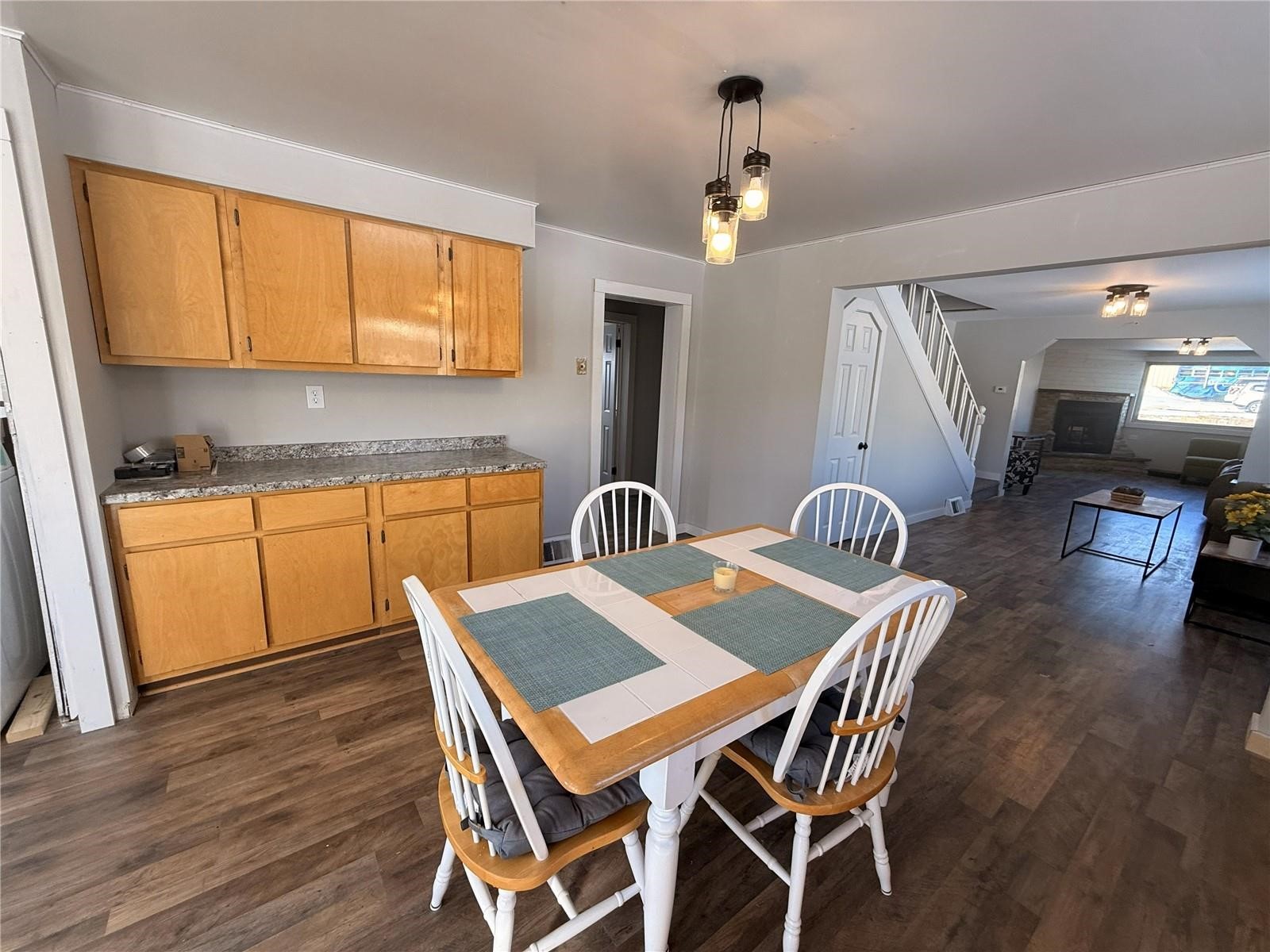 305 Chestnut Street Property Photo 4