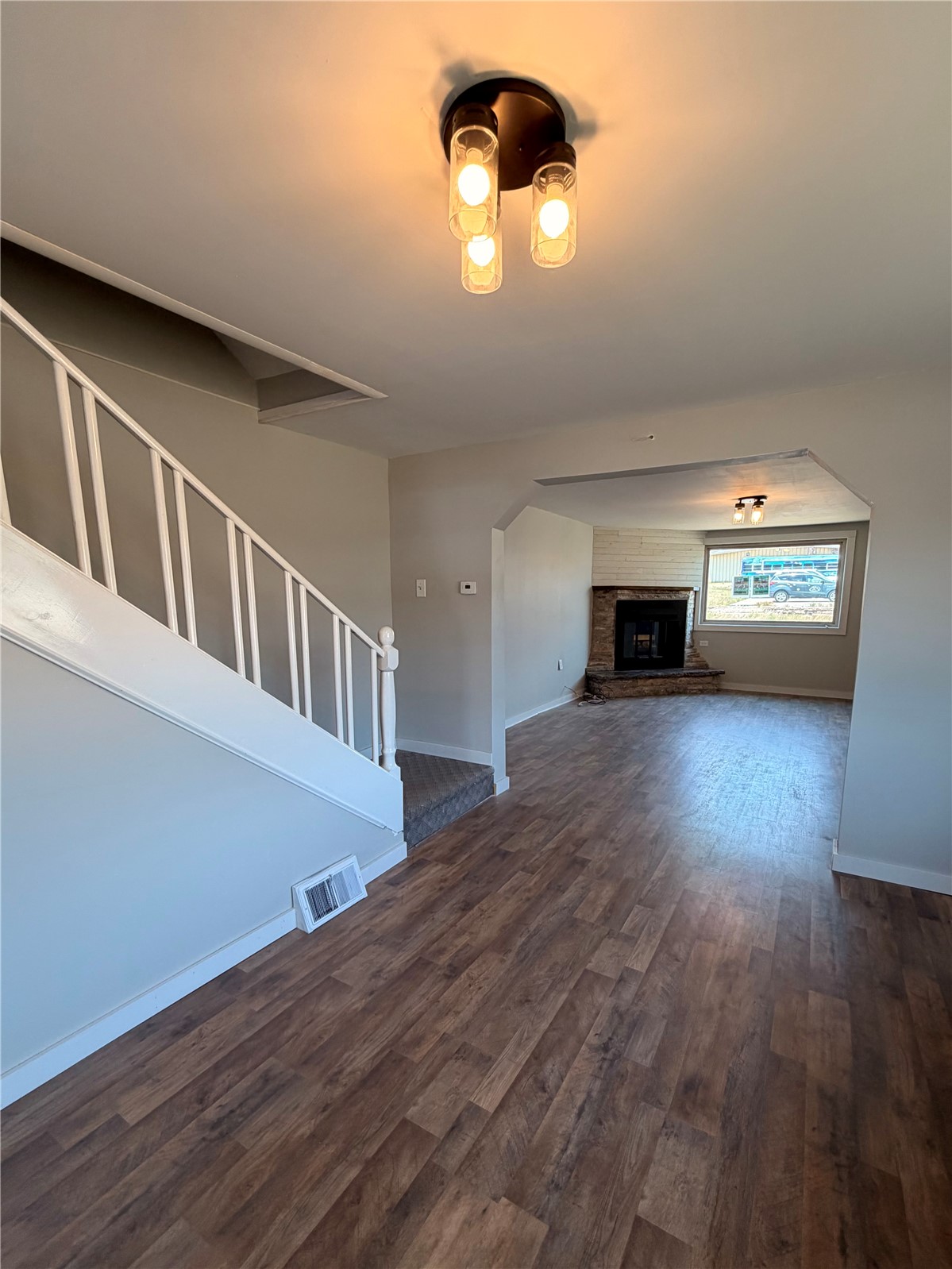 305 Chestnut Street Property Photo 12