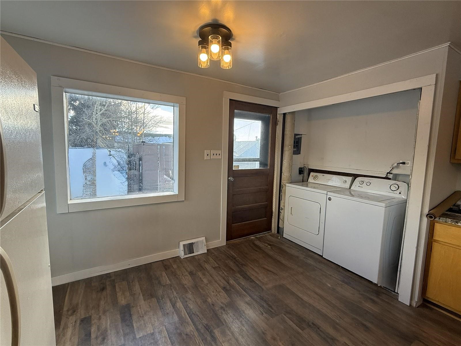 305 Chestnut Street Property Photo 14