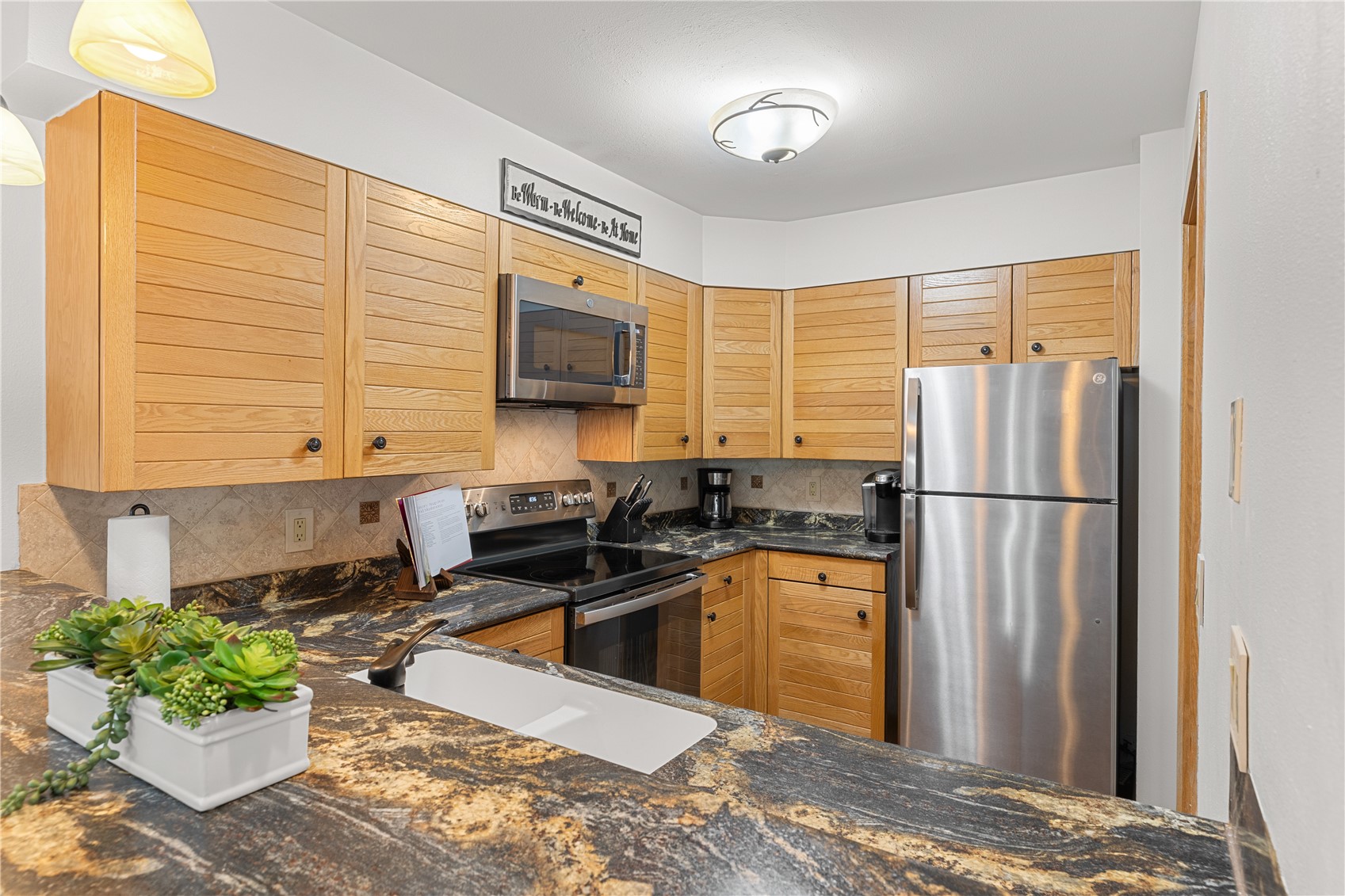 22804 Us Highway 6 102 Property Photo 8