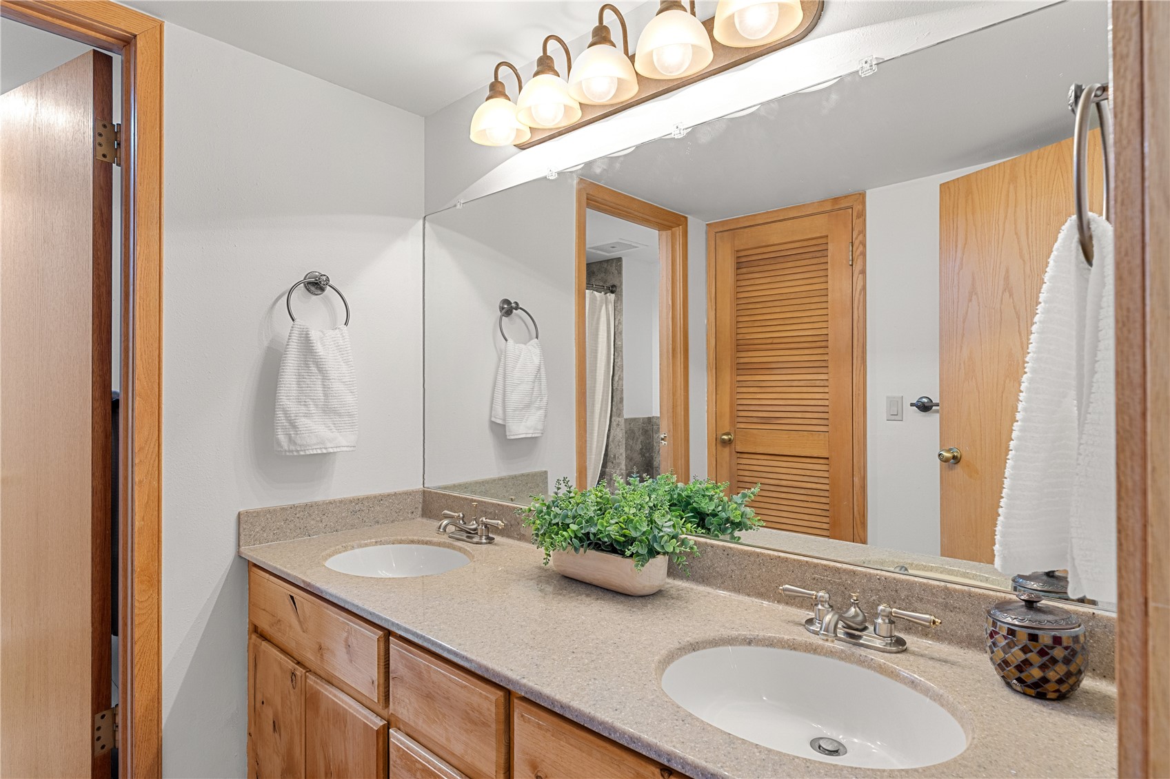 22804 Us Highway 6 102 Property Photo 22