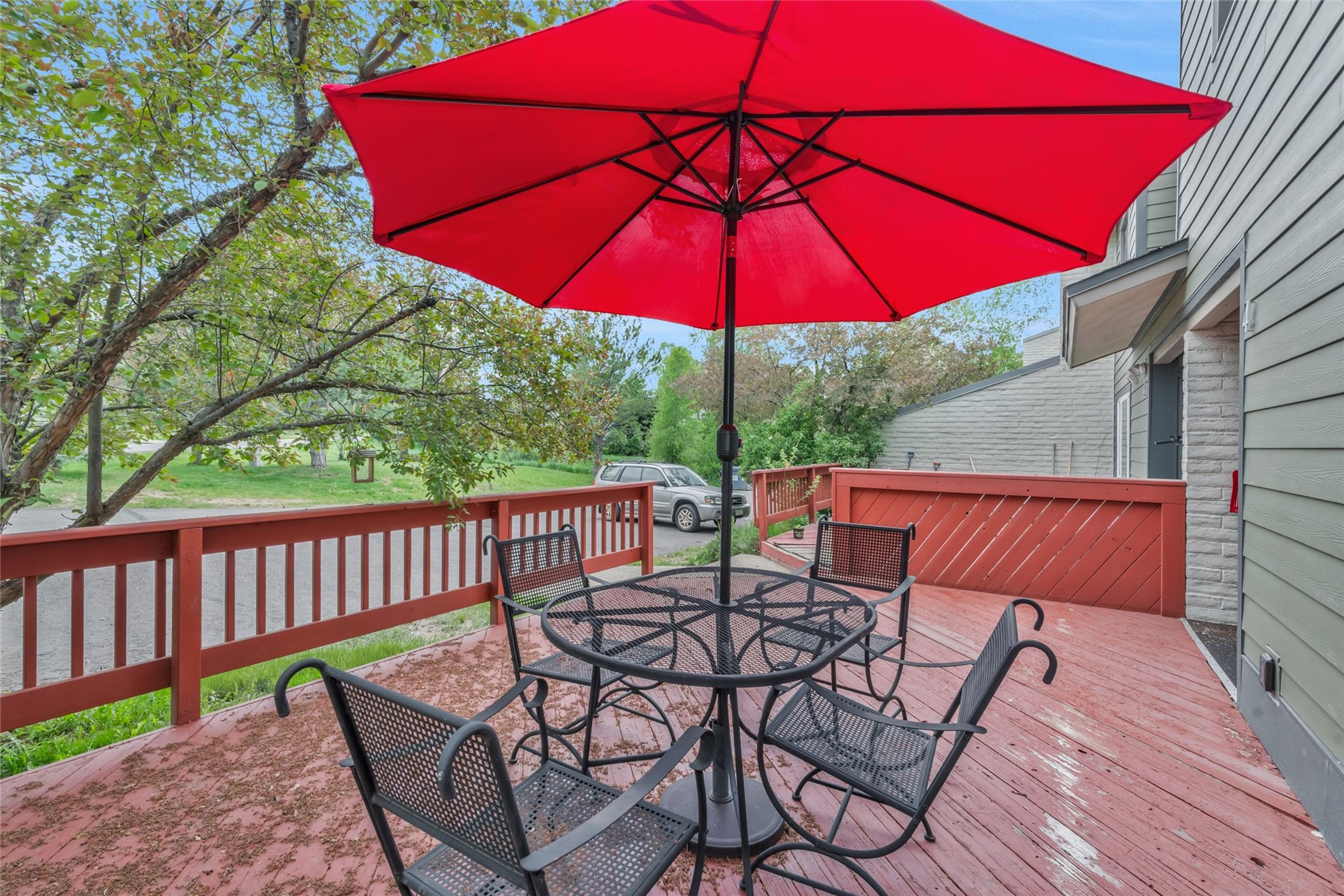 4 Redwood Court Property Photo 3