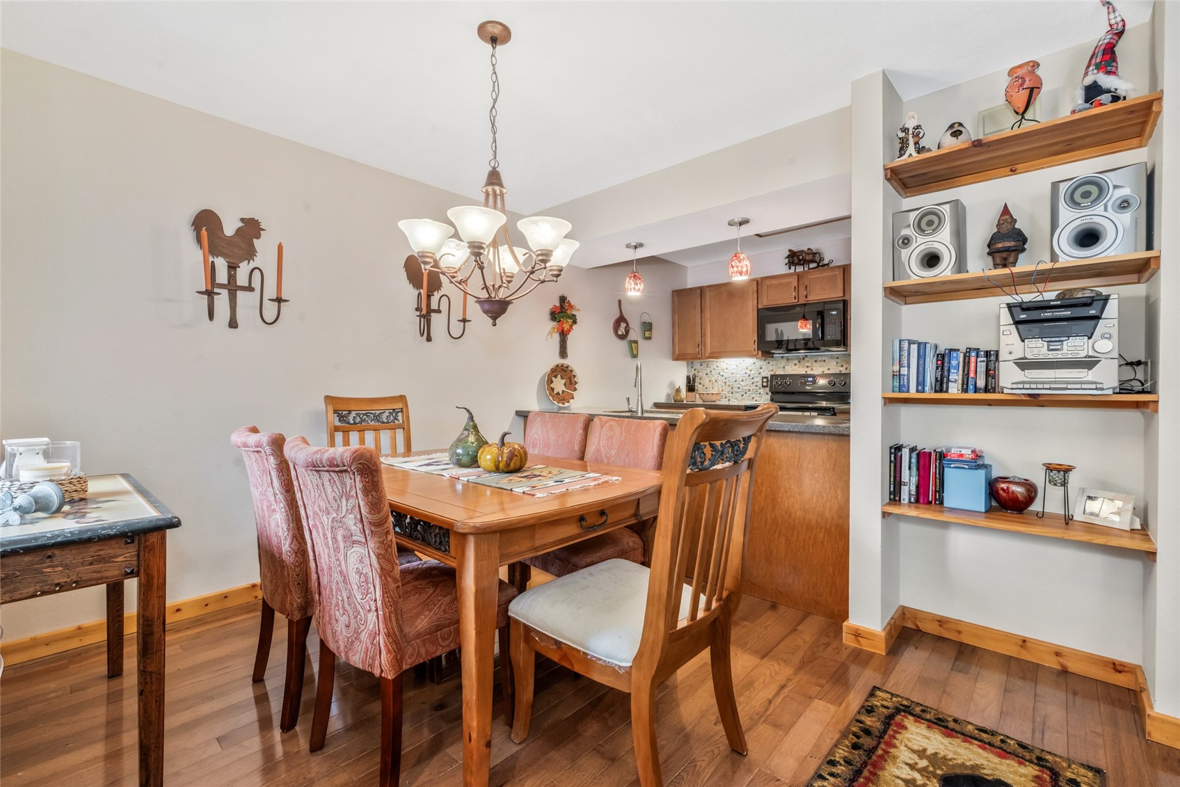 4 Redwood Court Property Photo 9