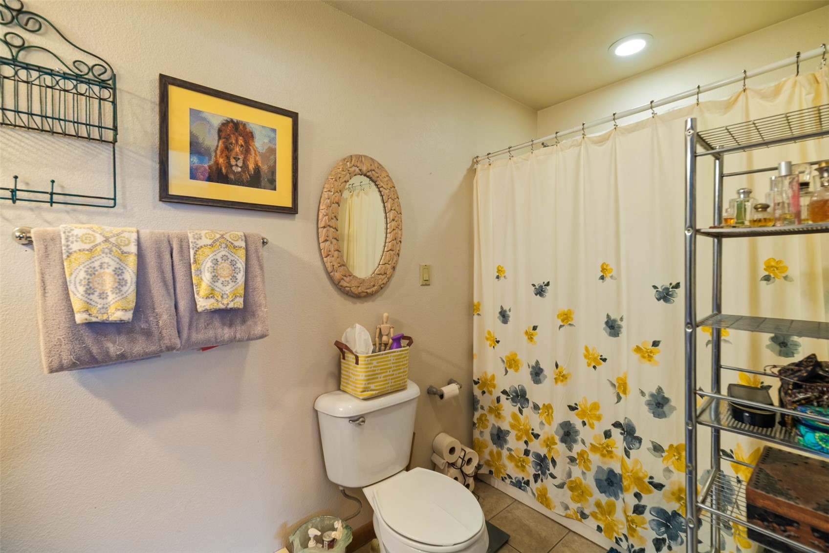 740 Castello Avenue Property Photo 28