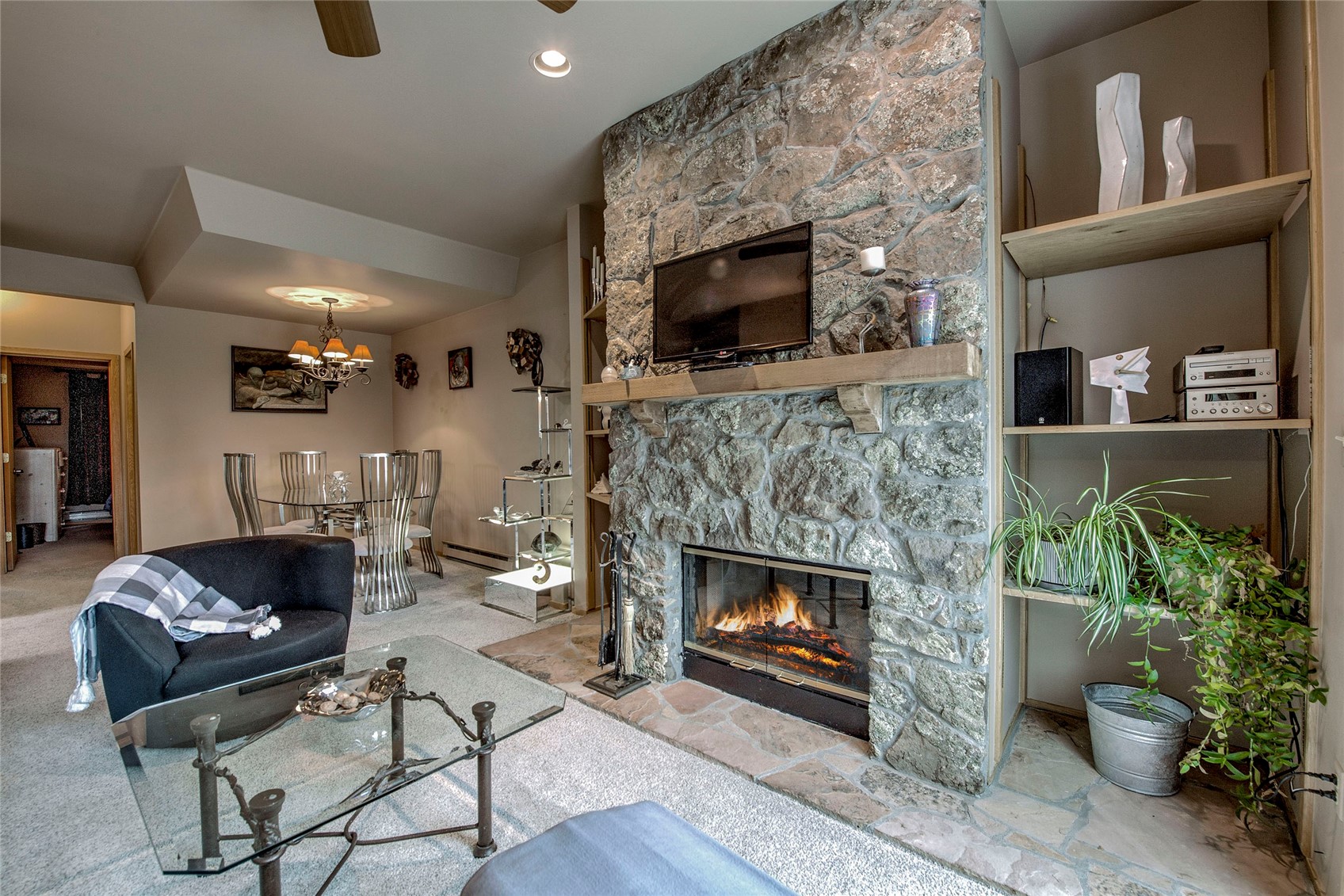 29 Washington Lode D Property Photo 6