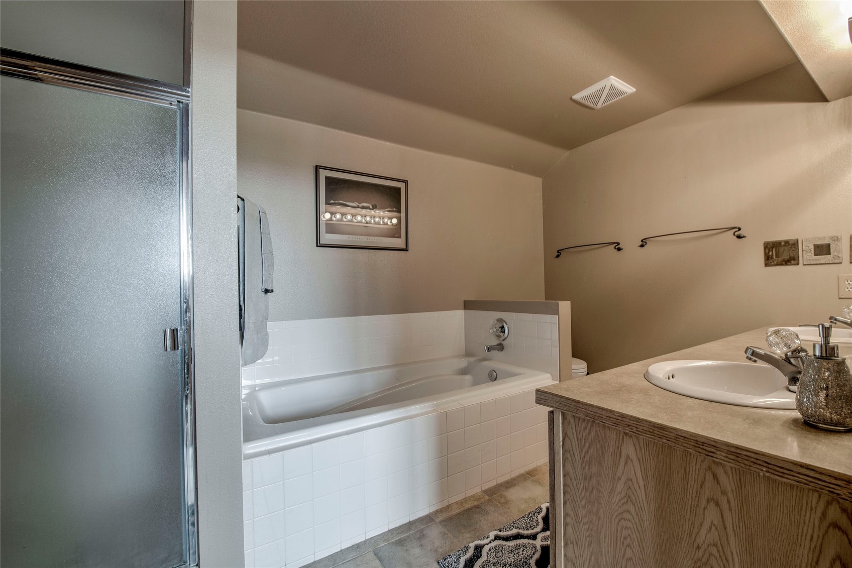 29 Washington Lode D Property Photo 17