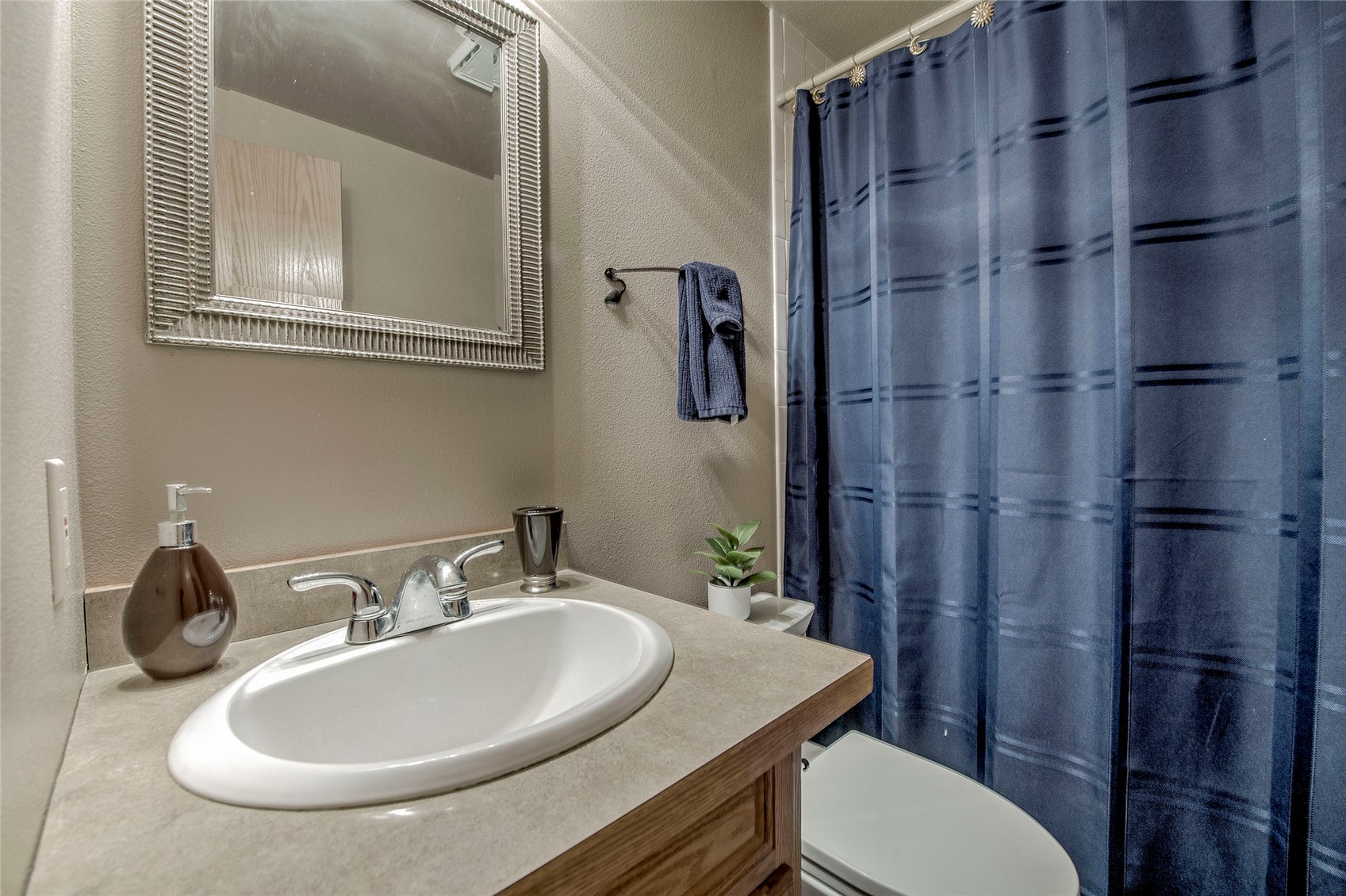 29 Washington Lode D Property Photo 30