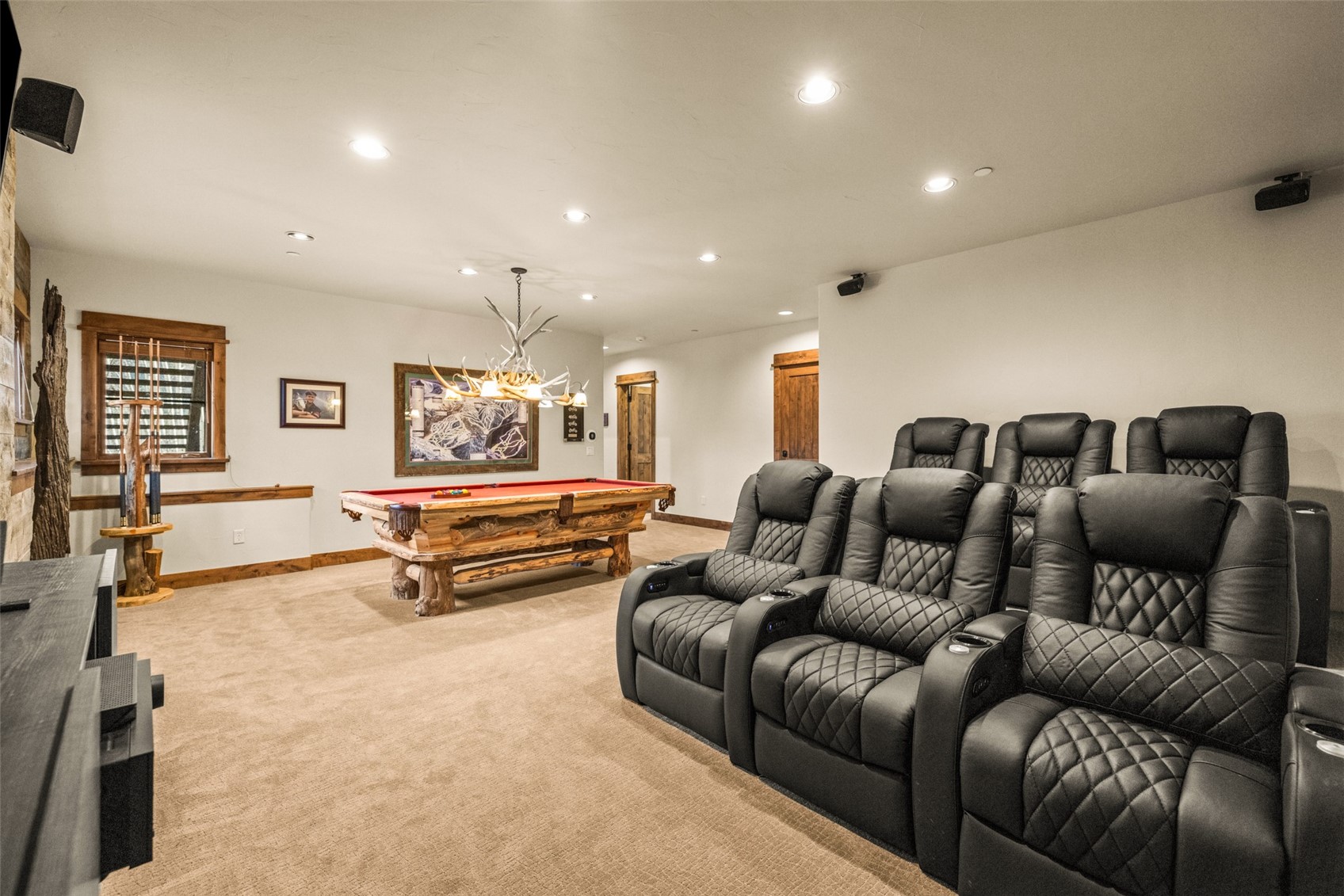 293 Caravelle Drive Property Photo 13