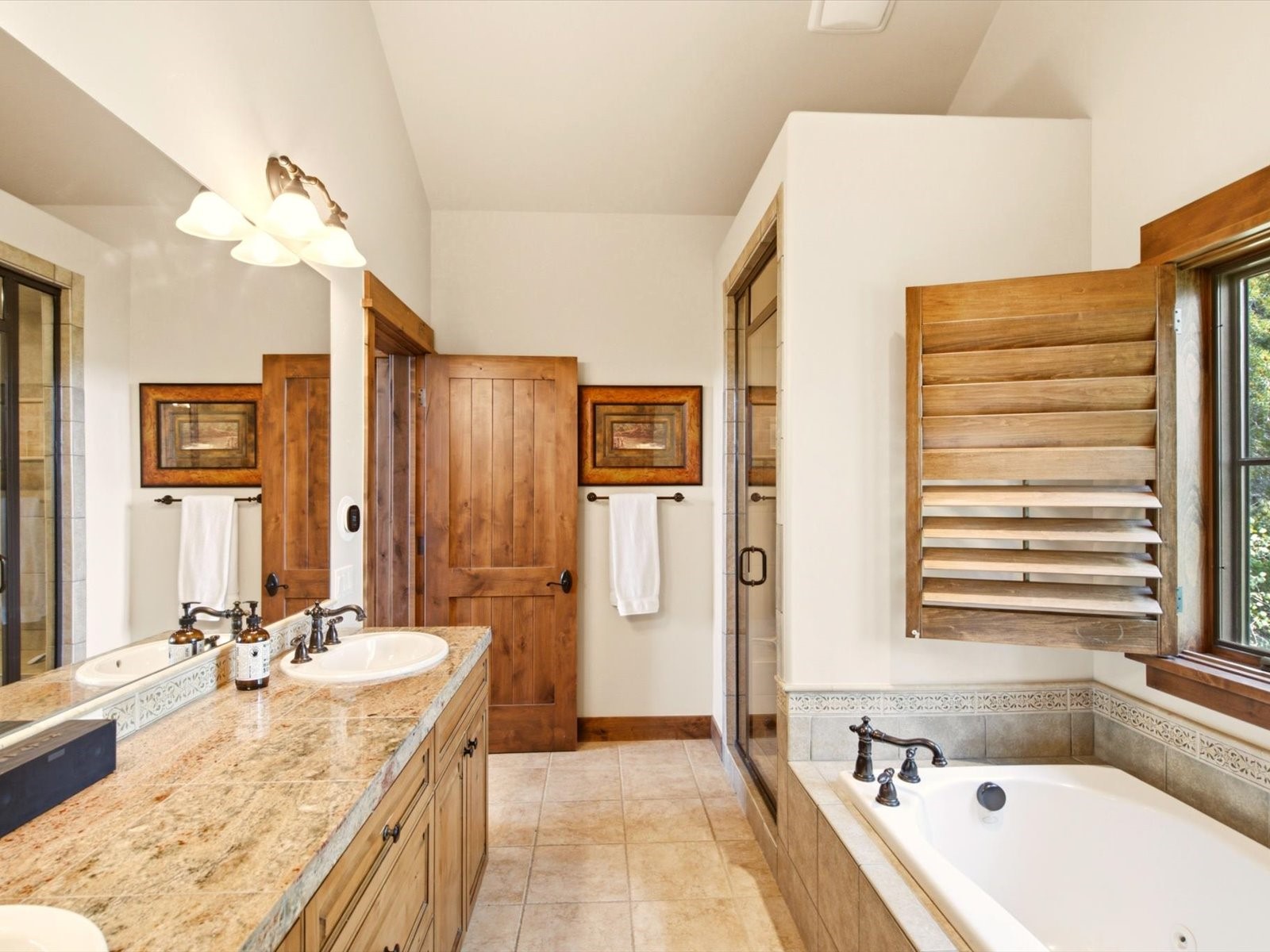 293 Caravelle Drive Property Photo 23